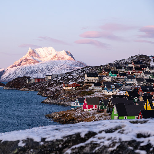 Nuuk in Grönland im Winter © Matthew Littlewood / Visit Greenland